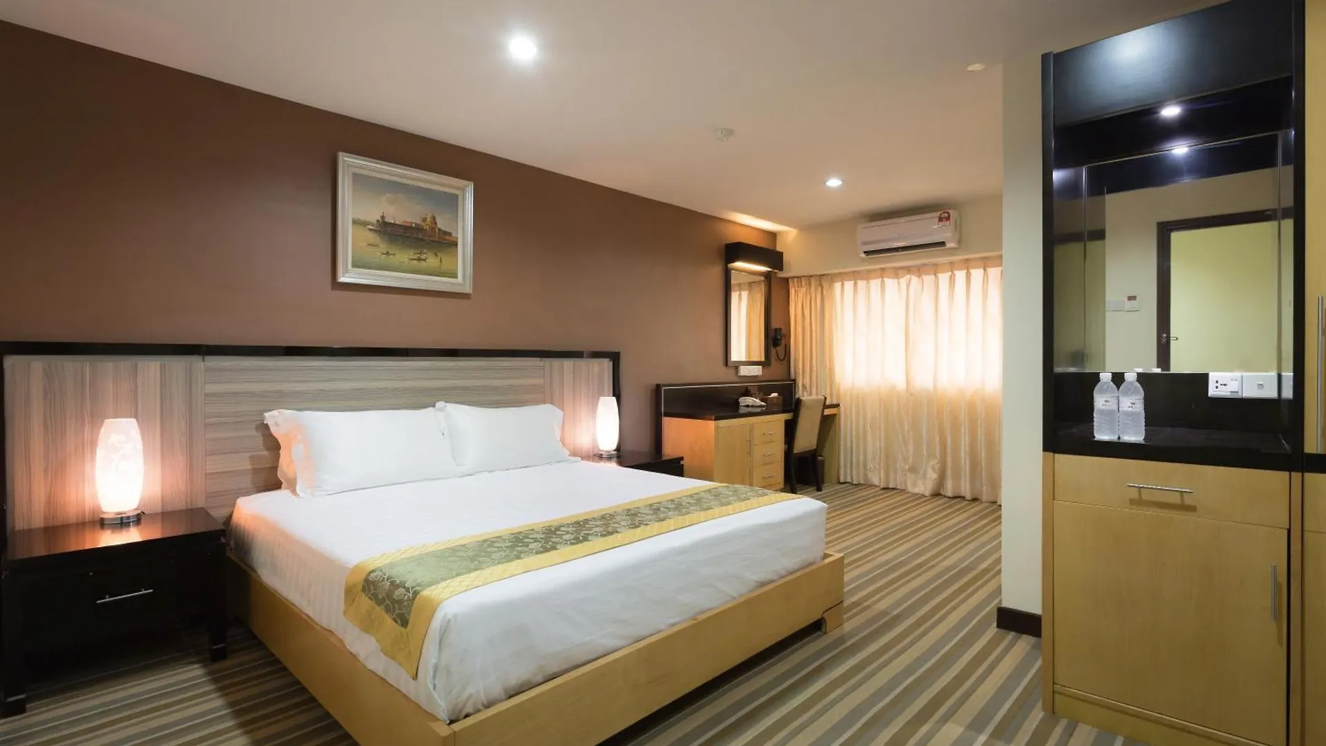 Hallmark Express Hotel Malacca